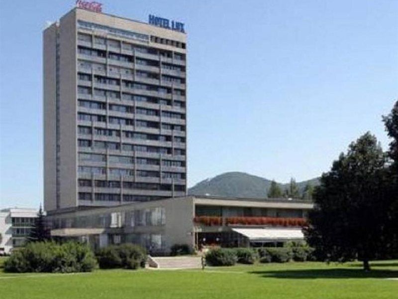 Hotel Lux Банска-Бистрица Экстерьер фото